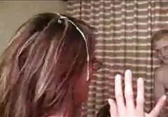 مقعد بلوند زرق و دانلود بازی سکسی برای اندروید برق دار