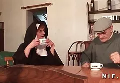 سکس گروه لزبین با دیلدو بازیهای سکسی برای اندروید